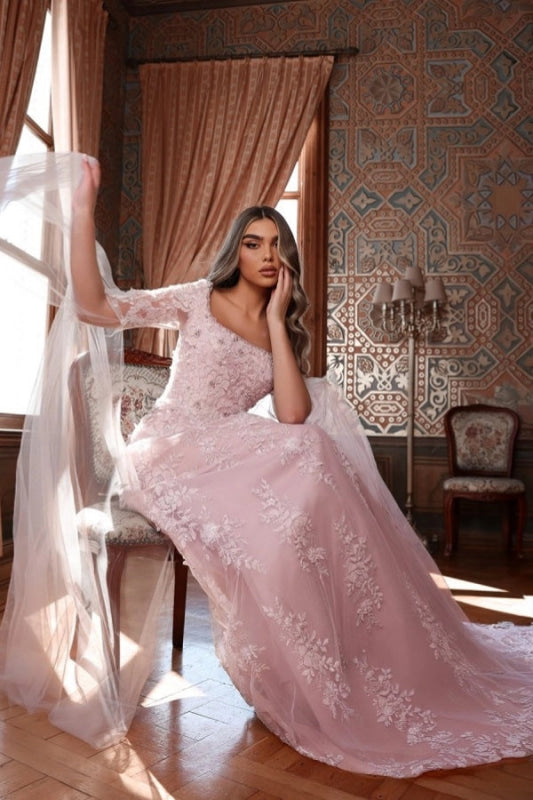Gorgeous Square Neck Tulle Lace Wedding Dress with Cape