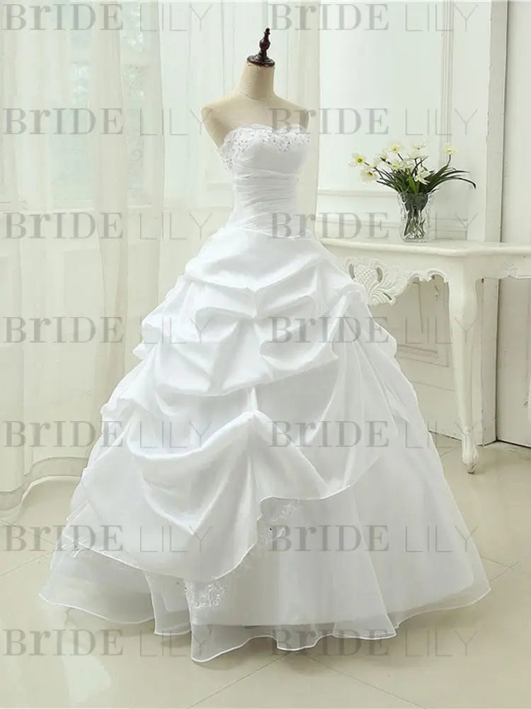 Gorgeous Sweetheart Beaded Ball Gowns Wedding Dresses Lace-Up