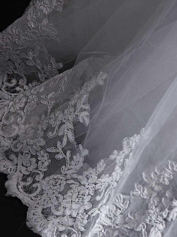 Gorgeous V-Neck Lace Tulle Ball Gown Ruffles Wedding Dresses