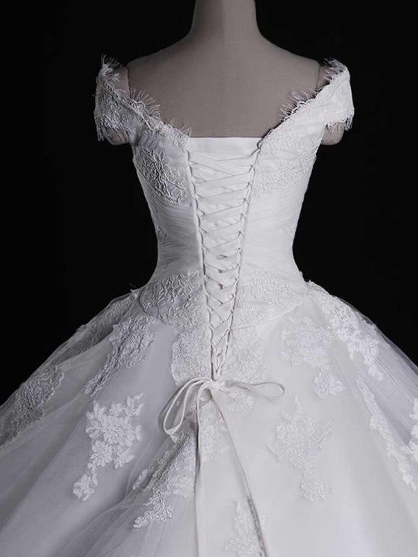 Gorgeous V-Neck Lace Tulle Ball Gown Ruffles Wedding Dresses