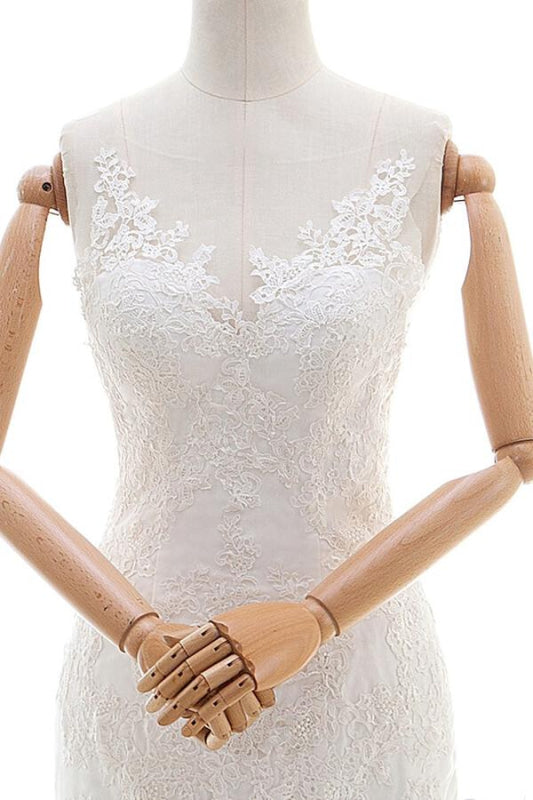 Graceful Appliques Tulle Mermaid Wedding Dress
