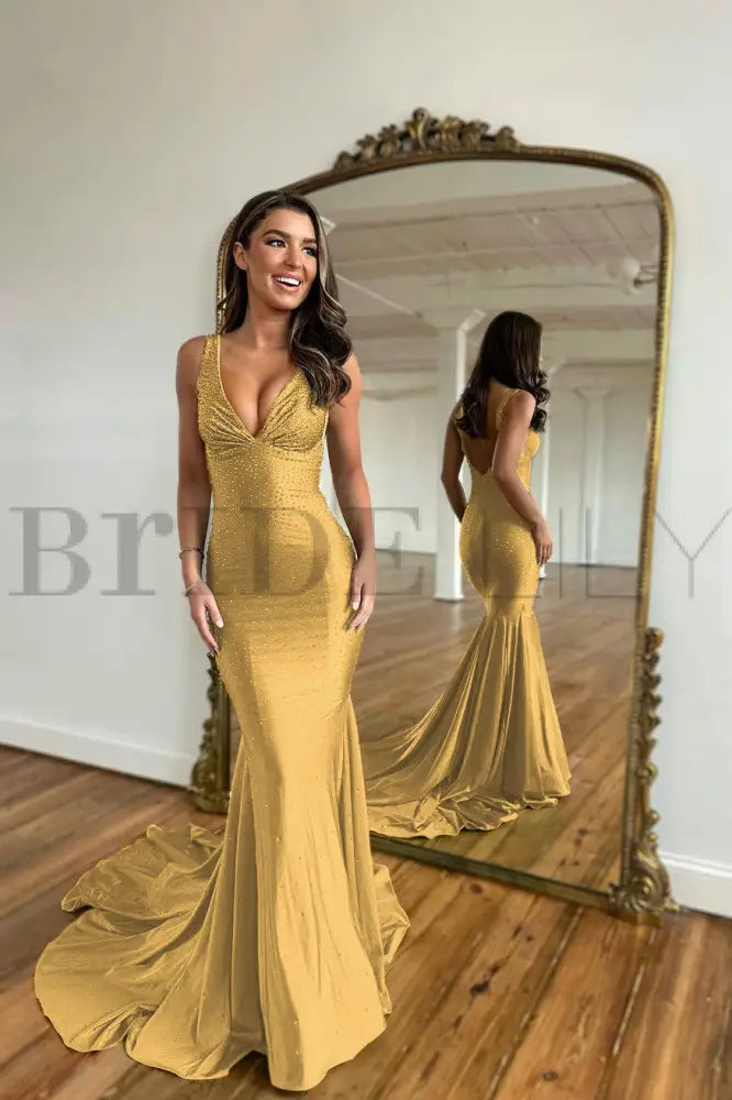 Green Mermaid Prom Dress V Neck Long with Beads