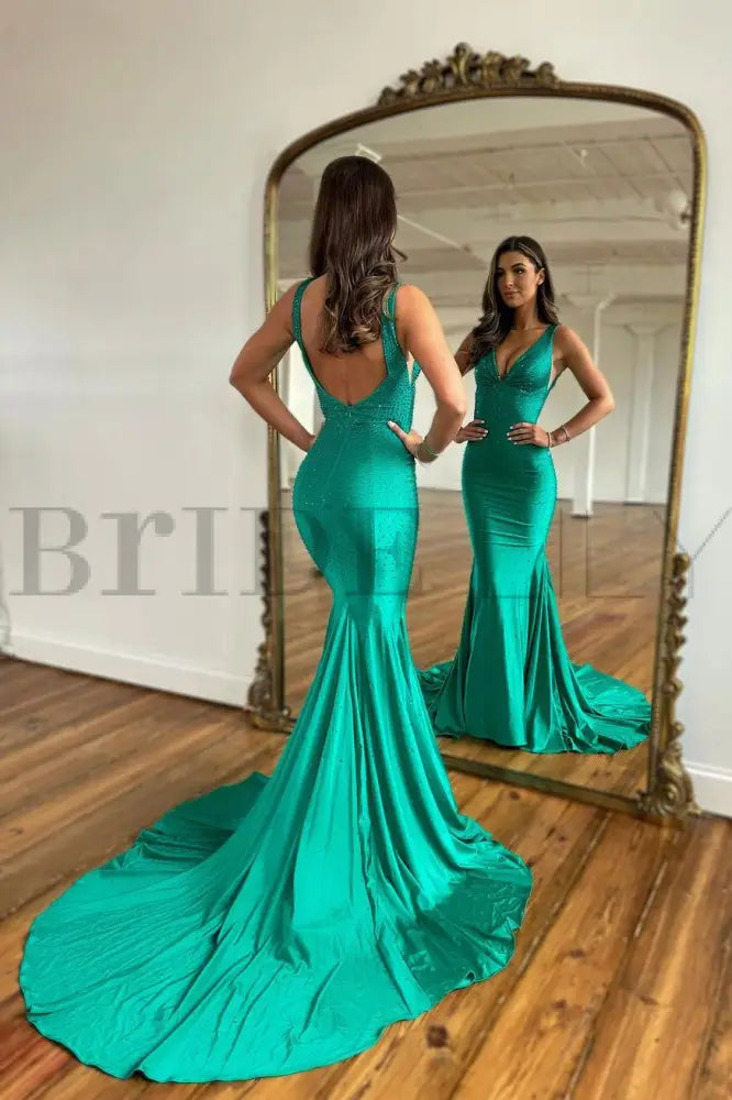 Green Mermaid Prom Dress V Neck Long with Beads