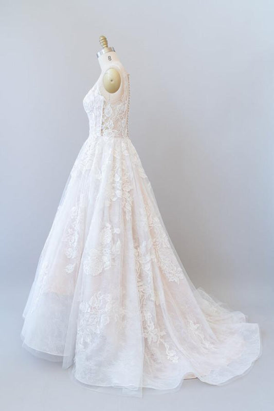 Illusion Appliques Tulle A-line Wedding Dress Sweetheart with Appliques