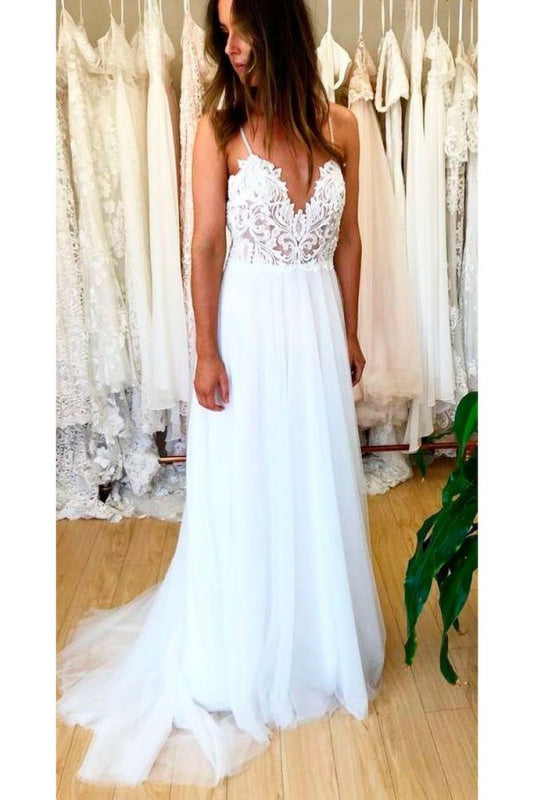 Ivory Backless Spaghetti Straps Tulle Beach Lace Applique Wedding Dress