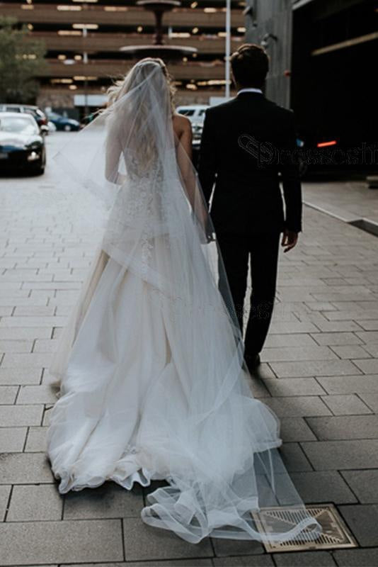 Ivory Lace Applique Tulle Sweetheart Strapless A-Line Beach Wedding Dress