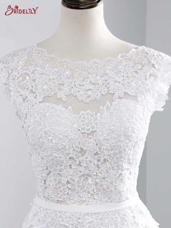Lace Appliques Covered Button A-Line Wedding Dresses