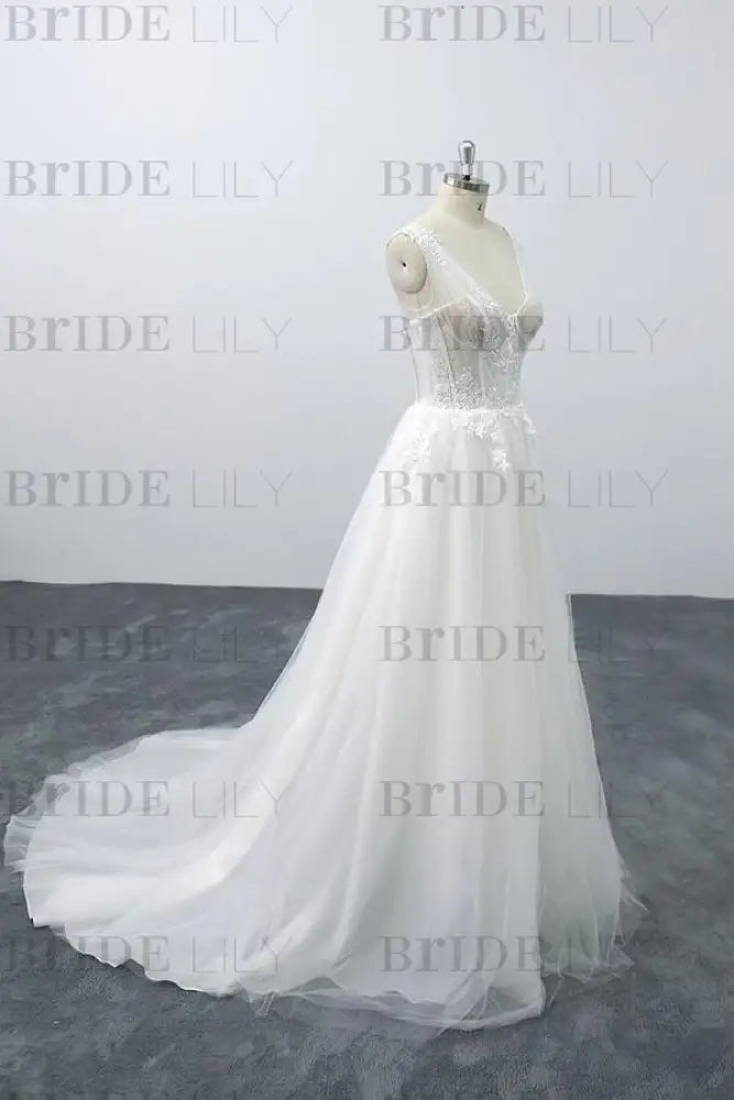Lace-up V-neck Appliques Tulle A-line Wedding Dress