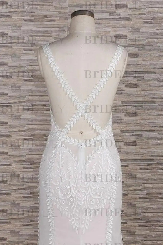 Latest V-neck Appliques Tulle Mermaid Wedding Dress