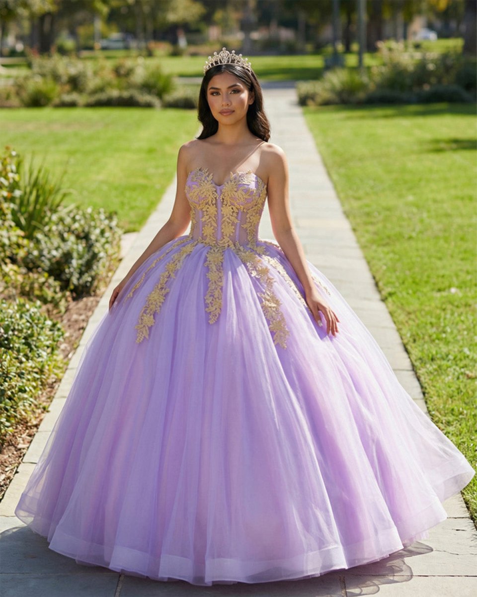 Lilac Sweetheart Sleeveless Quinceanera Dresses with Appliques