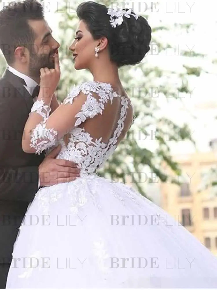Long Sleeves Lace Ball Gown Wedding Dresses Aline with Appliques
