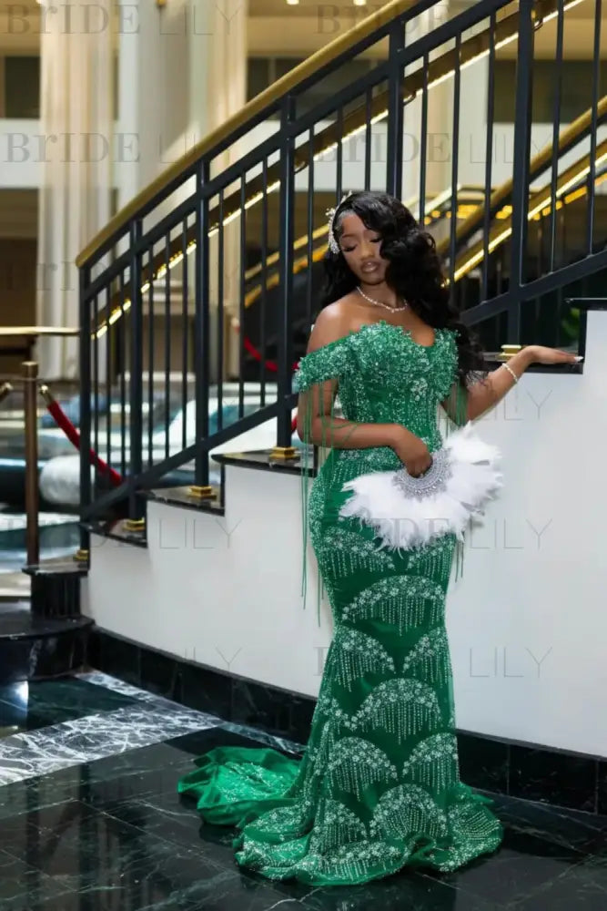 Luxury Off-the-Shoulder Sequins Prom Dres Mermaid Bedings Evening Gown with Tassels