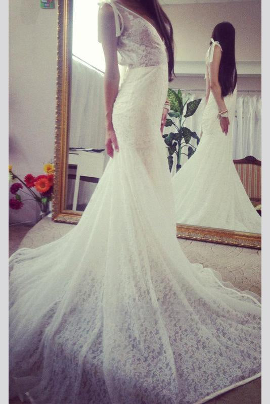 Neck Sleeveless Mermaid Gown With Deep V Back Long Lace Wedding Dress