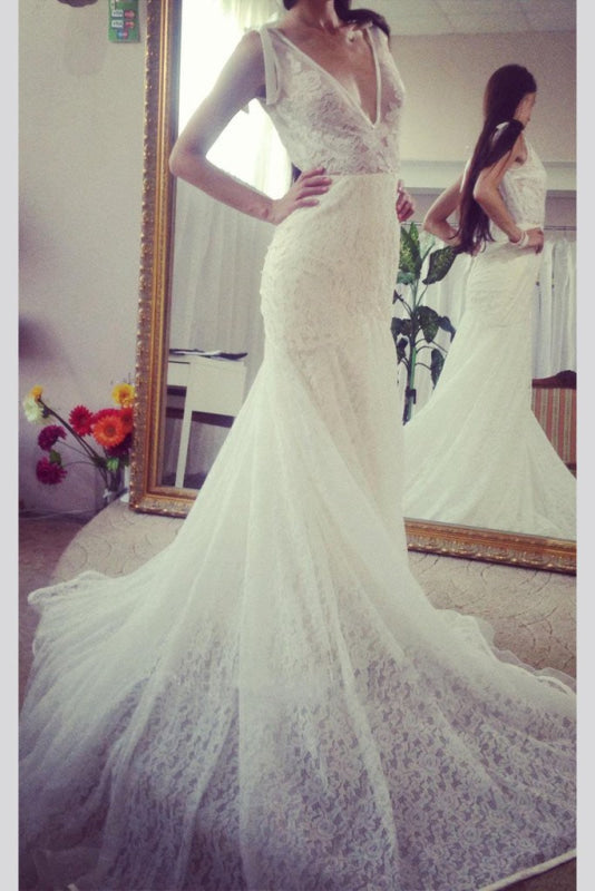 Neck Sleeveless Mermaid Gown With Deep V Back Long Lace Wedding Dress