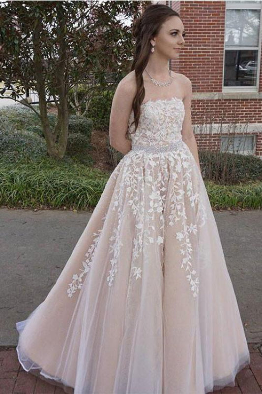 Princess A-line Strapless Tulle Long with Lace Appliques Wedding Dress