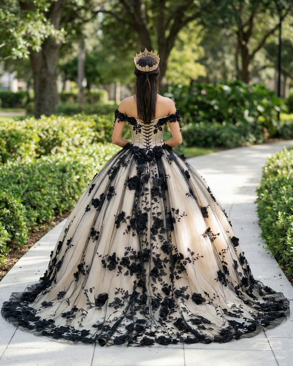 Red Off The Shoulder Tulle Quinceanera Dresses With Lace Appliques