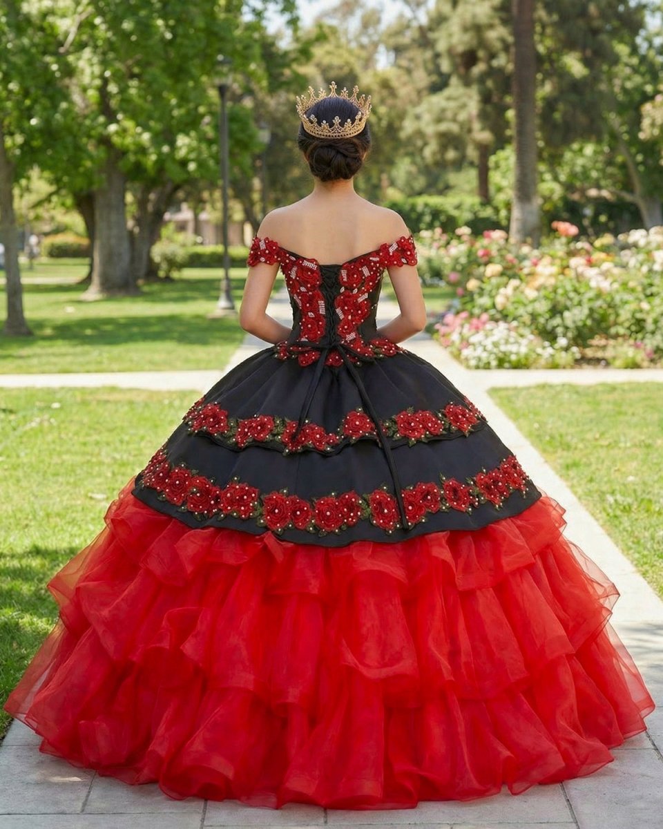 Red Off the Shoulder Quinceanera Dresses with Appliques