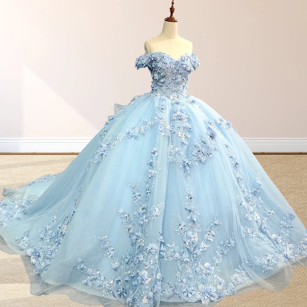 Romantic Sleeveless Beading Quinceanera Dresses with 3D Flower Appliques