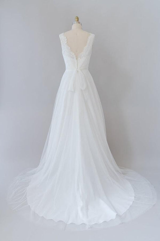 Ruffle V-neck Lace Tulle A-line Wedding Dress