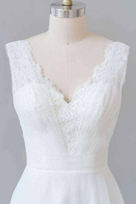 Ruffle V-neck Lace Tulle A-line Wedding Dress