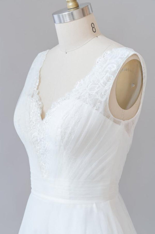 Ruffle V-neck Lace Tulle A-line Wedding Dress