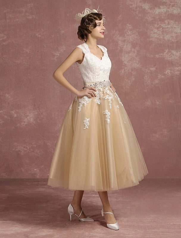 Short Champagne Vintage Wedding Dress Lace Applique Keyhole Bridal Dress