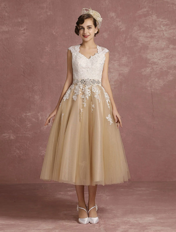Short Champagne Vintage Wedding Dress Lace Applique Keyhole Bridal Dress
