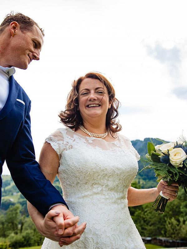 Short Sleeves Lace Covered Button Short Wedding Dresses