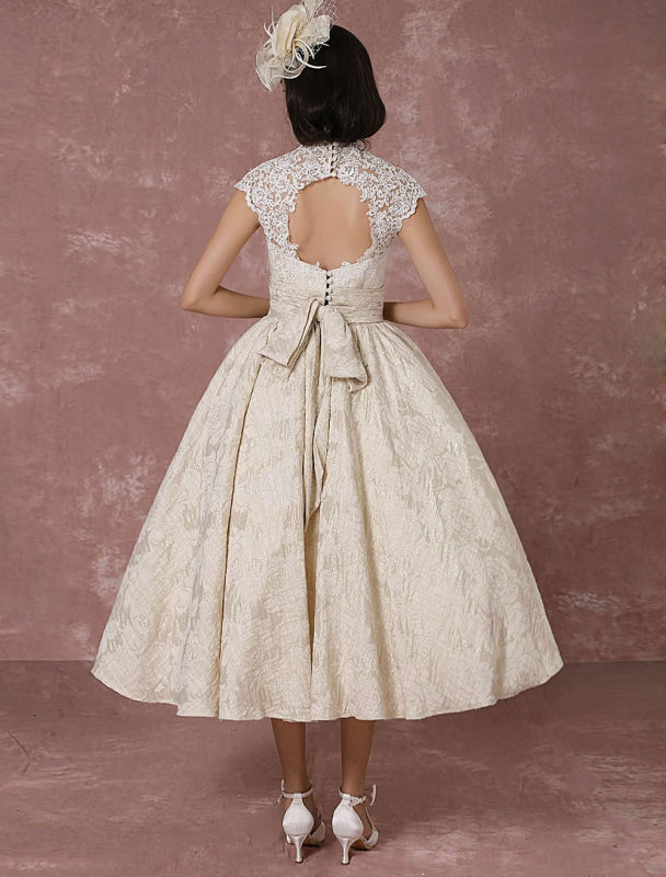 Short Wedding Dress Lace Champagne Vintage Bridal Dress Ball Gown Beading Backless Tea-Length Bridal Gown With Sash