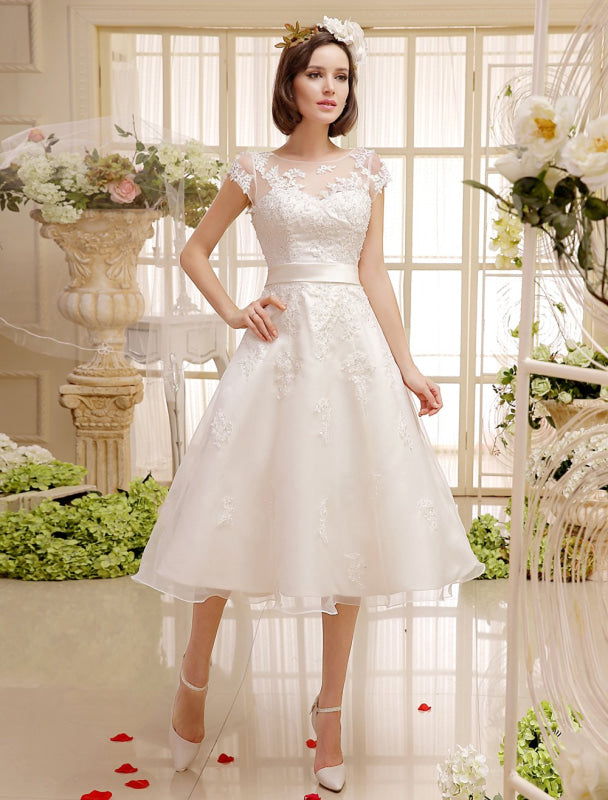 Short Wedding Dresses Ivory Lace Applique Vintage Bridal Dress Illusion Sweetheart Open Back Tea Length Wedding Reception Dresses