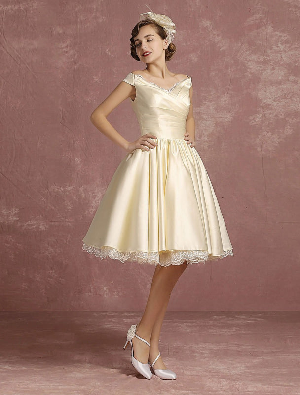 Short Wedding Dresses Satin Vintage Princess Bridal Dress Knee Length Sleeveless Lace Edge Pleated Bridal Gown With Ribbon Bow