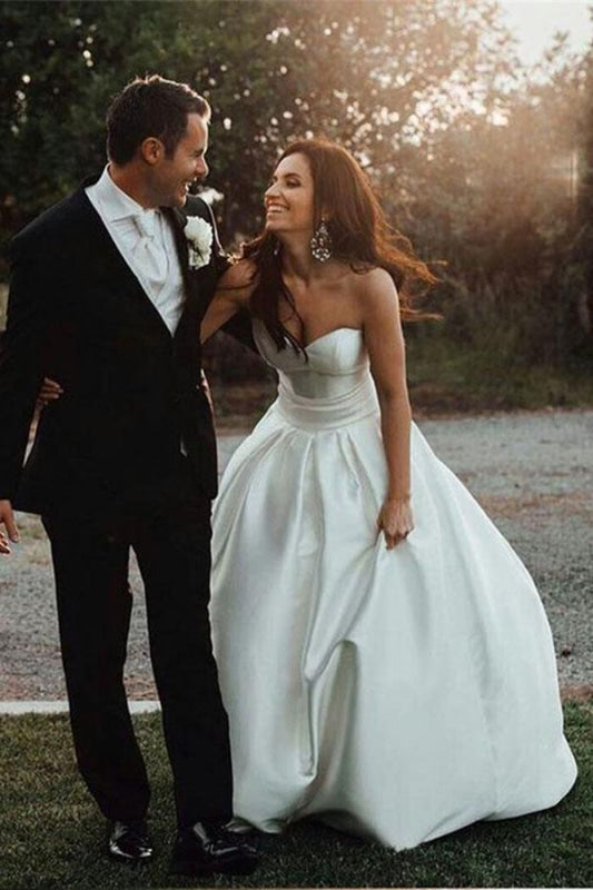 Simple Sweetheart Satin with Bowknot Beach Wedding Dress