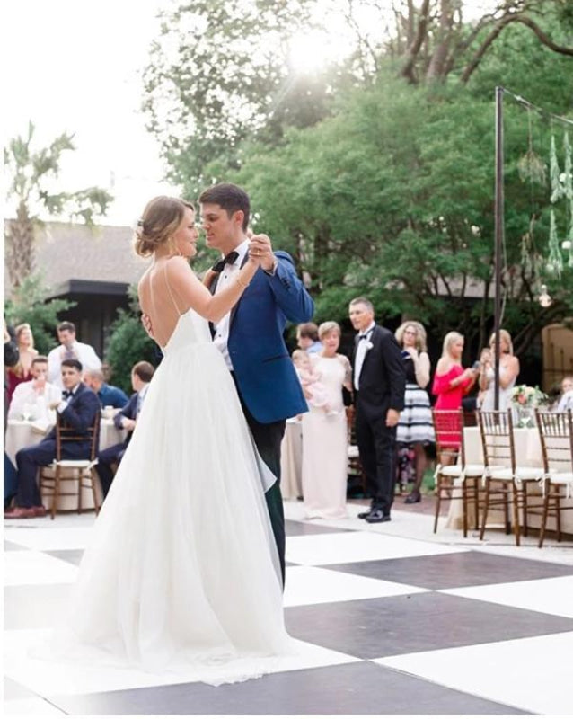 Simple V Neck Sleeveless Ivory Chiffon Beach Wedding Dress