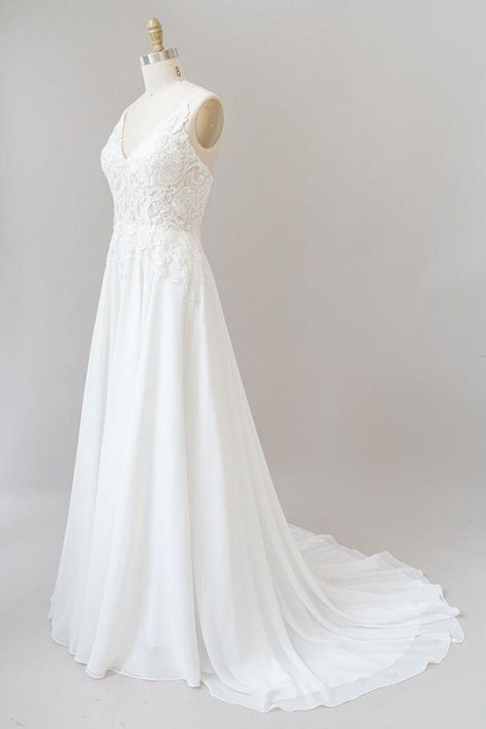 Spaghetti Strap Appliques Chiffon Wedding Dress