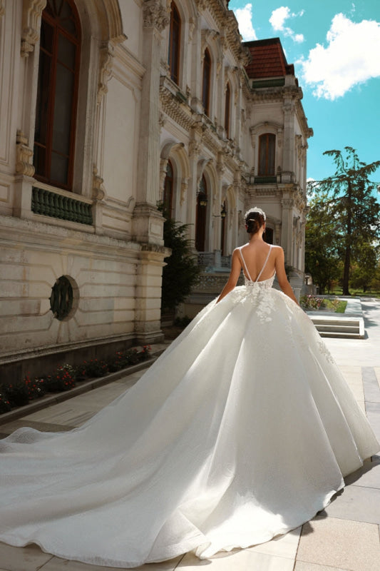 Spaghetti Strapes Sweetheart  A-Line Appliques Lace Ball Gown Wedding Dress