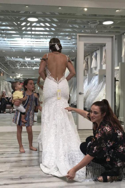 Spaghetti Straps Mermaid V Neck Backless Lace Wedding Dress