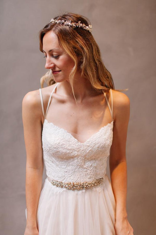 Spaghetti Straps Sleeveless Sweep Train Lace Beach Wedding Dress