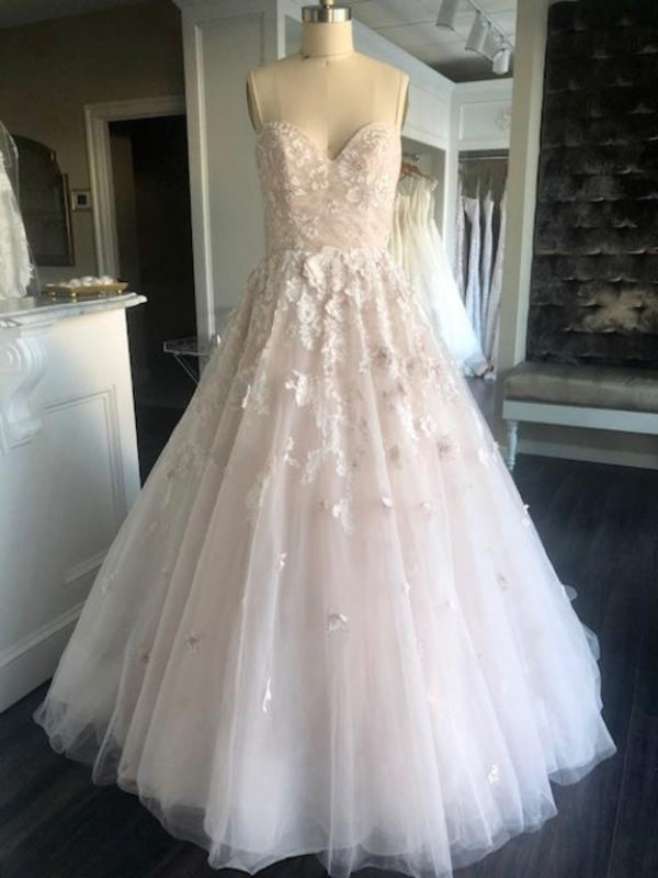 Spaghetti Straps Sweetheart Backless Puffy Tulle Wedding Dress