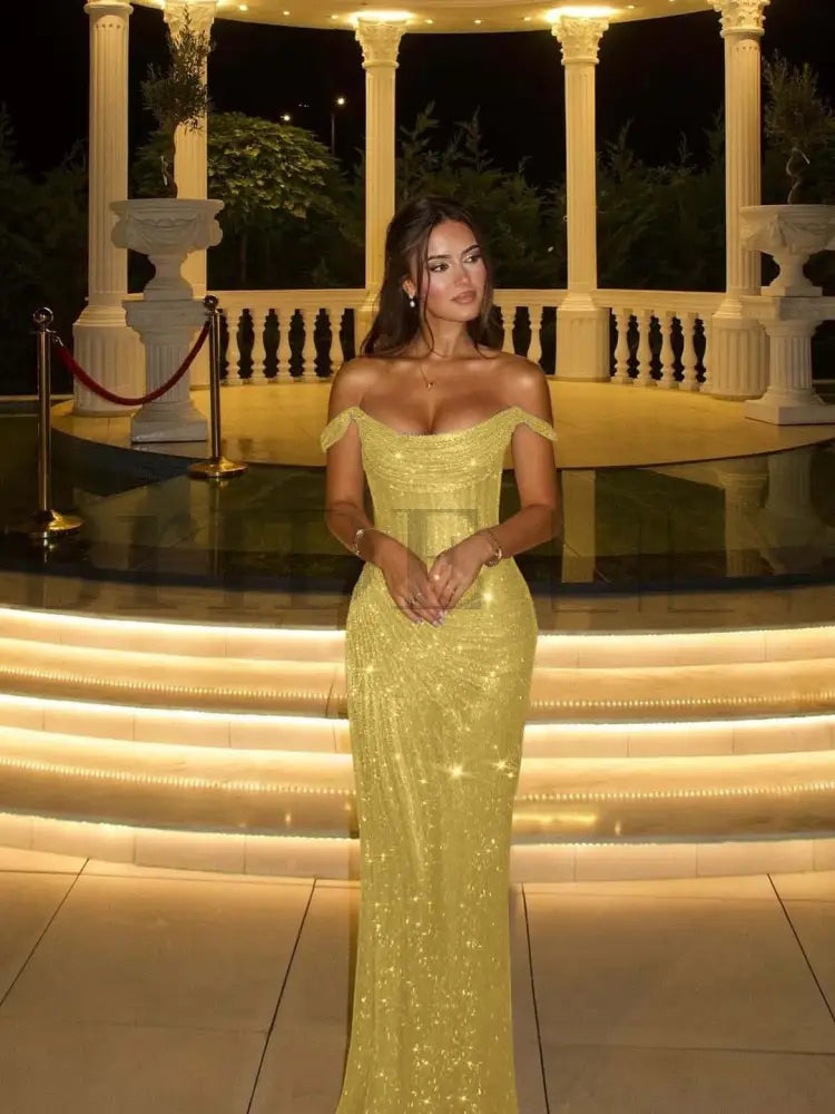 Stunning Off-the-Shoulder Mermaid Prom Dress with Sequins