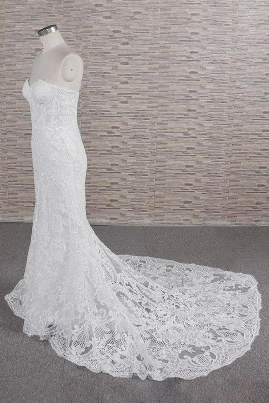 Stunning Strapless Appliques A-line Wedding Dress