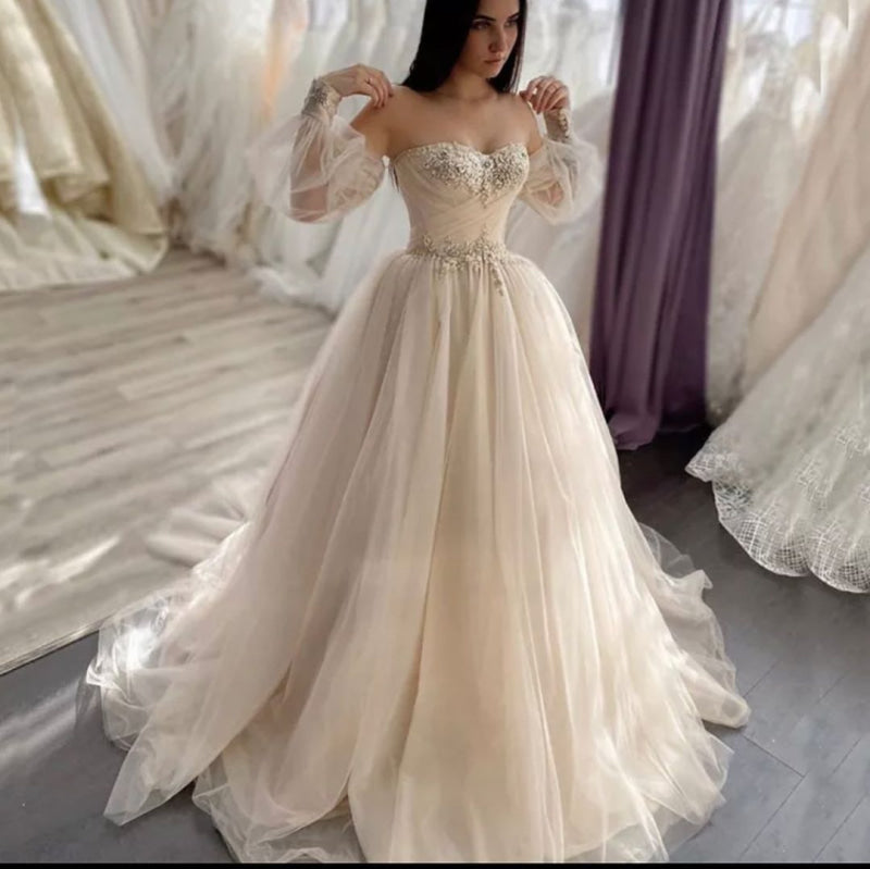Sweetheart Romantic Lace A-Line Wedding Dress Long Sleeve with Crystal Tulle