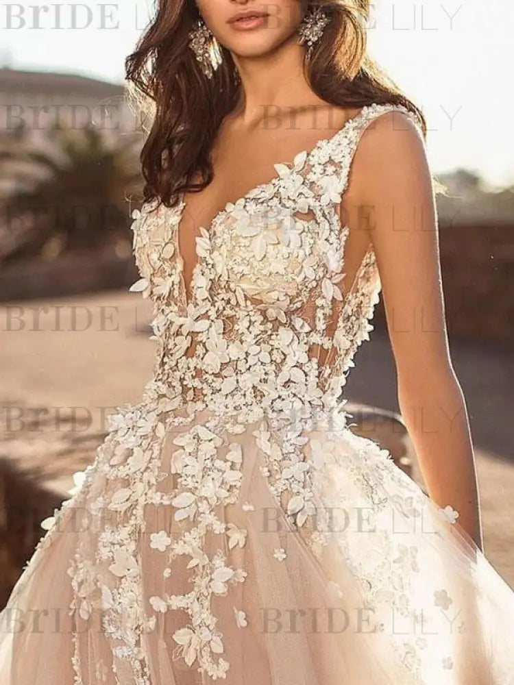 Tulle Deep V Neck A Line Sleeveless Multilayer Tulle Lace Applique Classic Bridal Gowns With Train