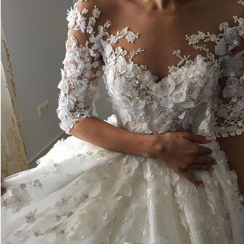 Vintage Appliqued Half Sleeve Flowers Ball Gown Luxury Tulle Wedding Dress