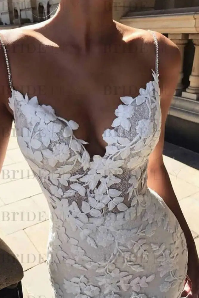 Vintage Spaghetti Strap Mermaid Lace Appliques Boho Wedding Dress