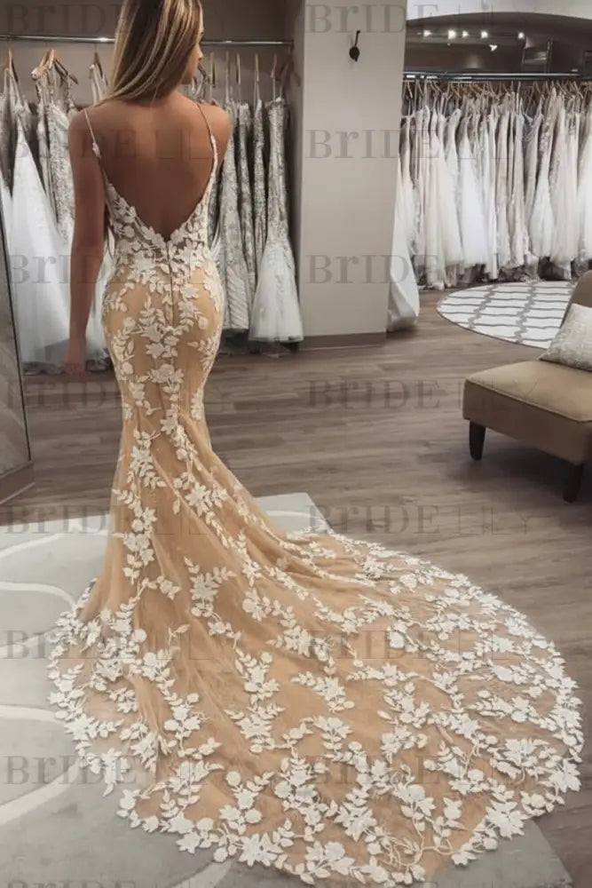 Vintage Spaghetti Strap Mermaid Lace Appliques Boho Wedding Dress