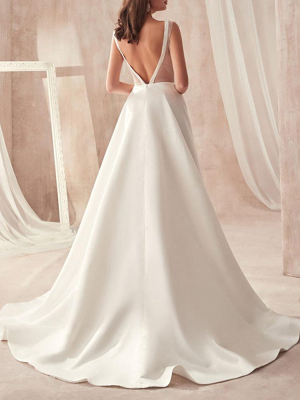 Vintage Wedding Dresses A Line V Neck Sleeveless Floor Length Pleat Bridal Gowns With Train