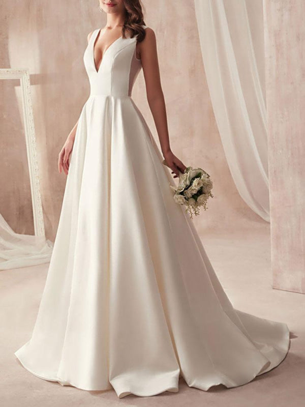 Vintage Wedding Dresses A Line V Neck Sleeveless Floor Length Pleat Bridal Gowns With Train