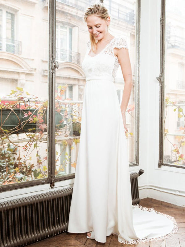 White Simple Wedding Dress A-Line Strapless Backless Short Sleeves Lace Satin Long Bridal Dresses