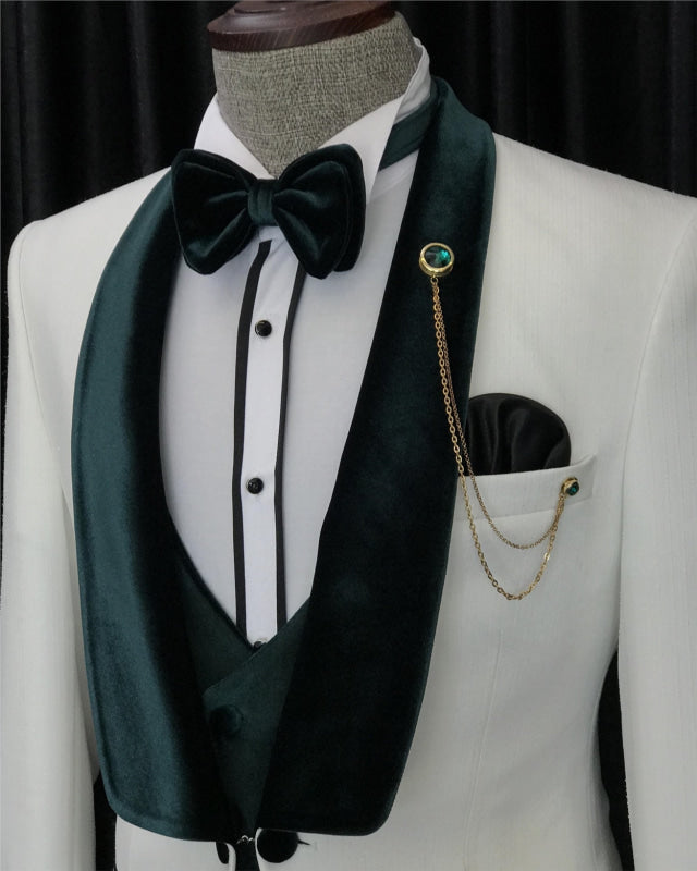 White Velvet Three Pieces Wedding Suits with Velvet Shawl Lapel One Button Slim Fit Tuxedos Wedding Party Groom Blazer Vest Pants