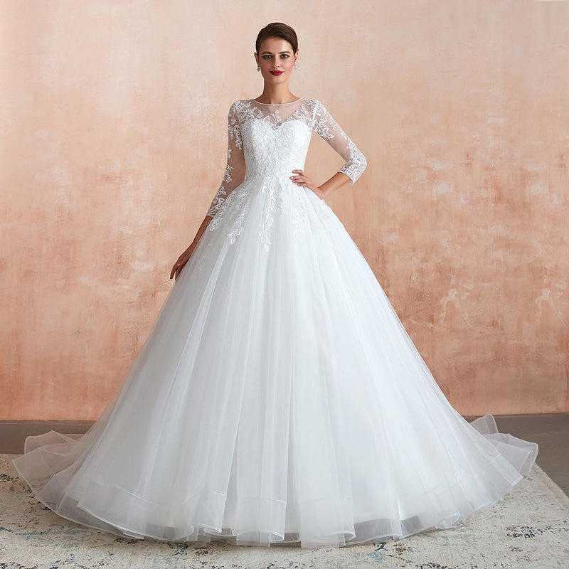 Wonderful Appliques Tulle A-line Wedding Dress